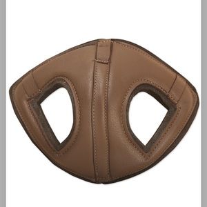 Tory Horse head bumper leather brown
